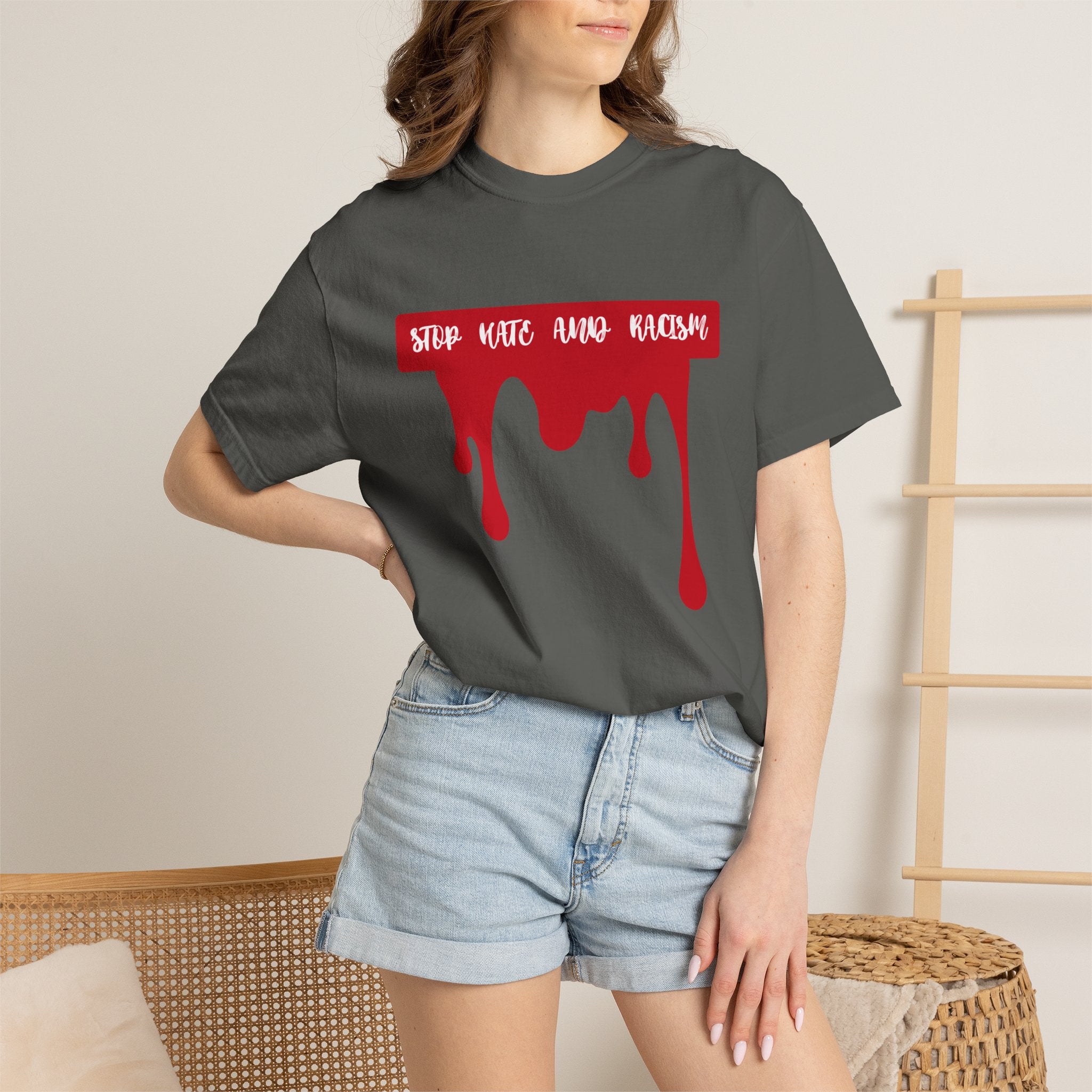 T-Shirt “Stop Hate, End Racism” Dripping Blood Graphic Tee