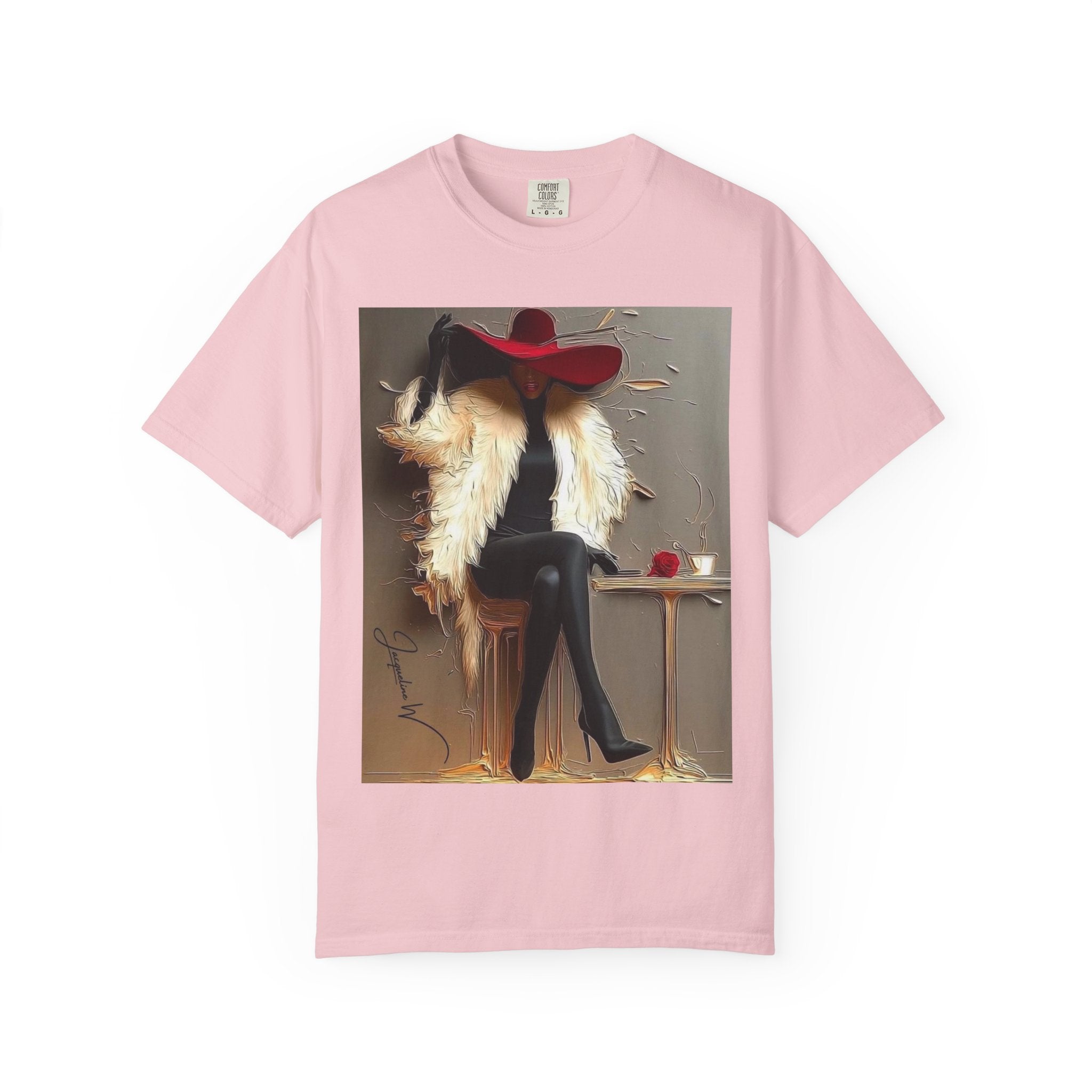 Vintage Glam Femme T-Shirt — Red Hat, Fur & Stiletto Art Tee