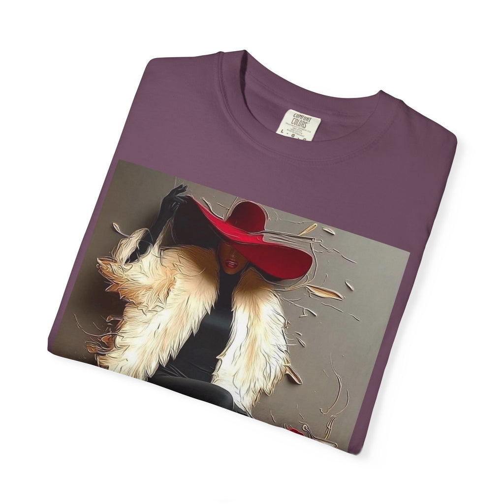 Vintage Glam Femme T-Shirt — Red Hat, Fur & Stiletto Art Tee
