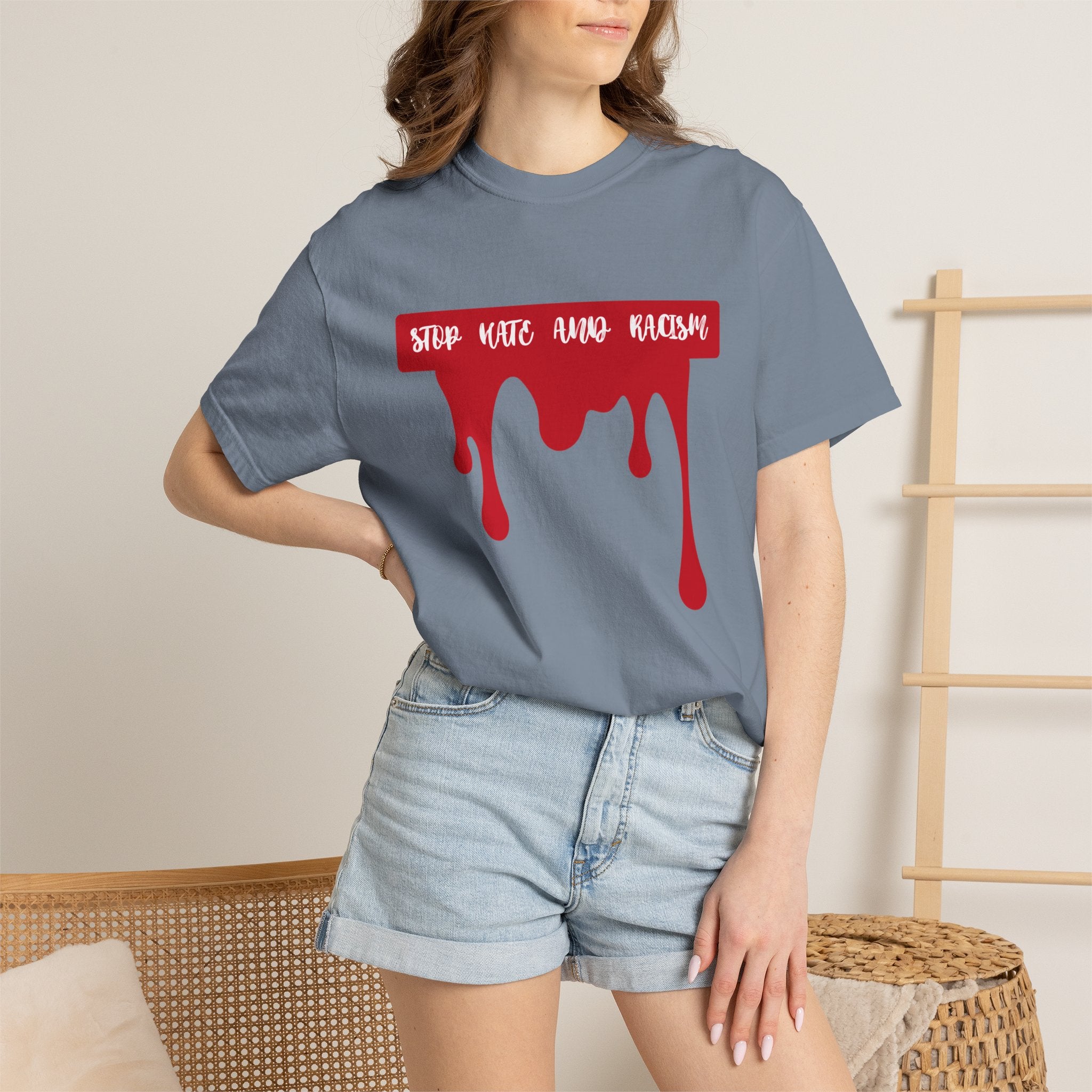 T-Shirt “Stop Hate, End Racism” Dripping Blood Graphic Tee