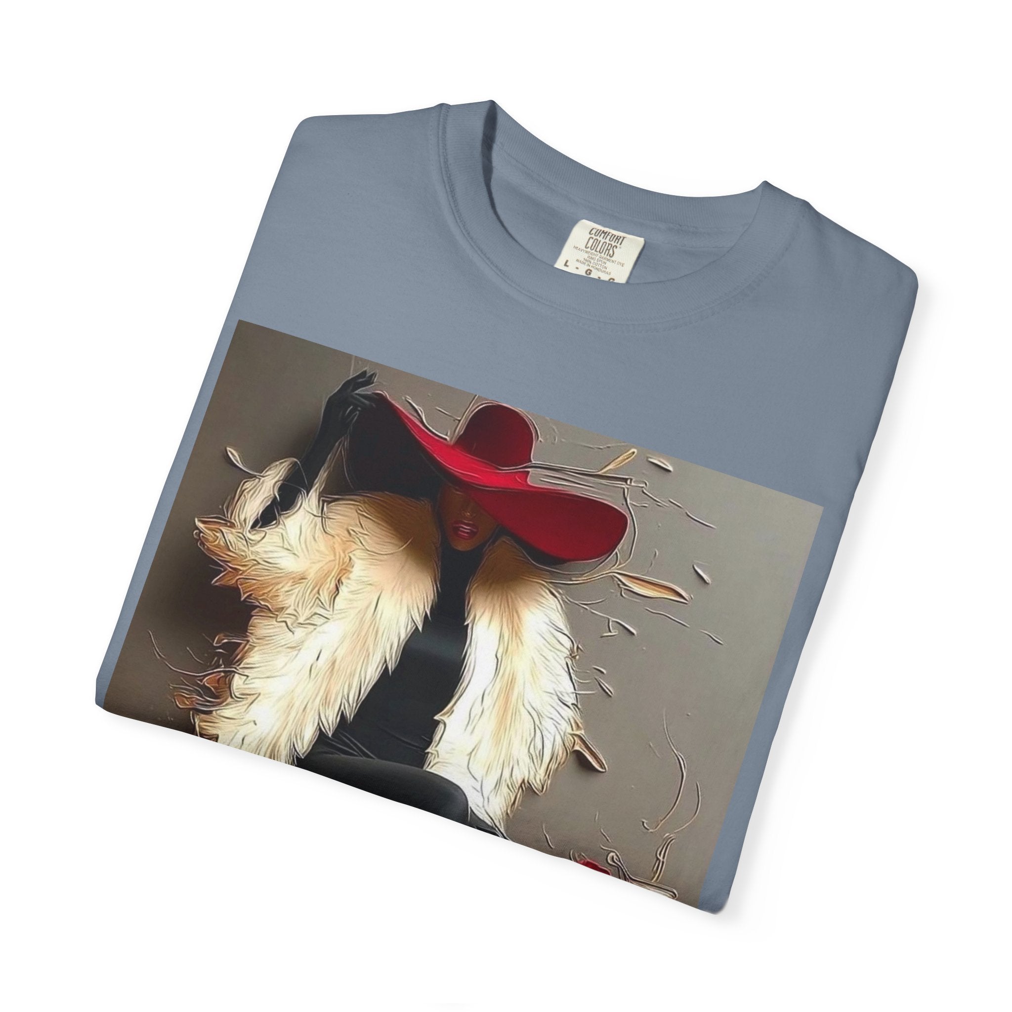 Vintage Glam Femme T-Shirt — Red Hat, Fur & Stiletto Art Tee