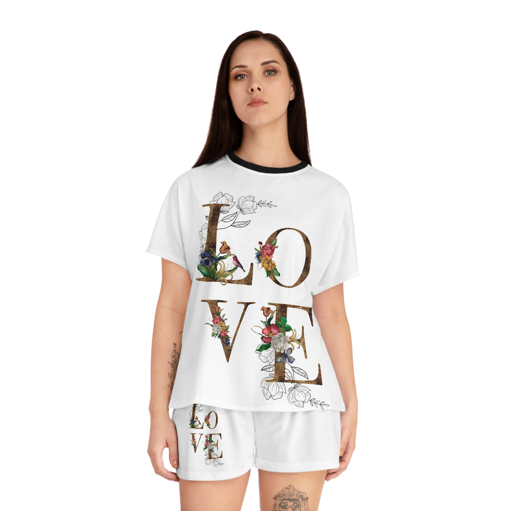 Women's Floral 'LOVE' Short Pajama Set - Cozy Romantic Sleepwear