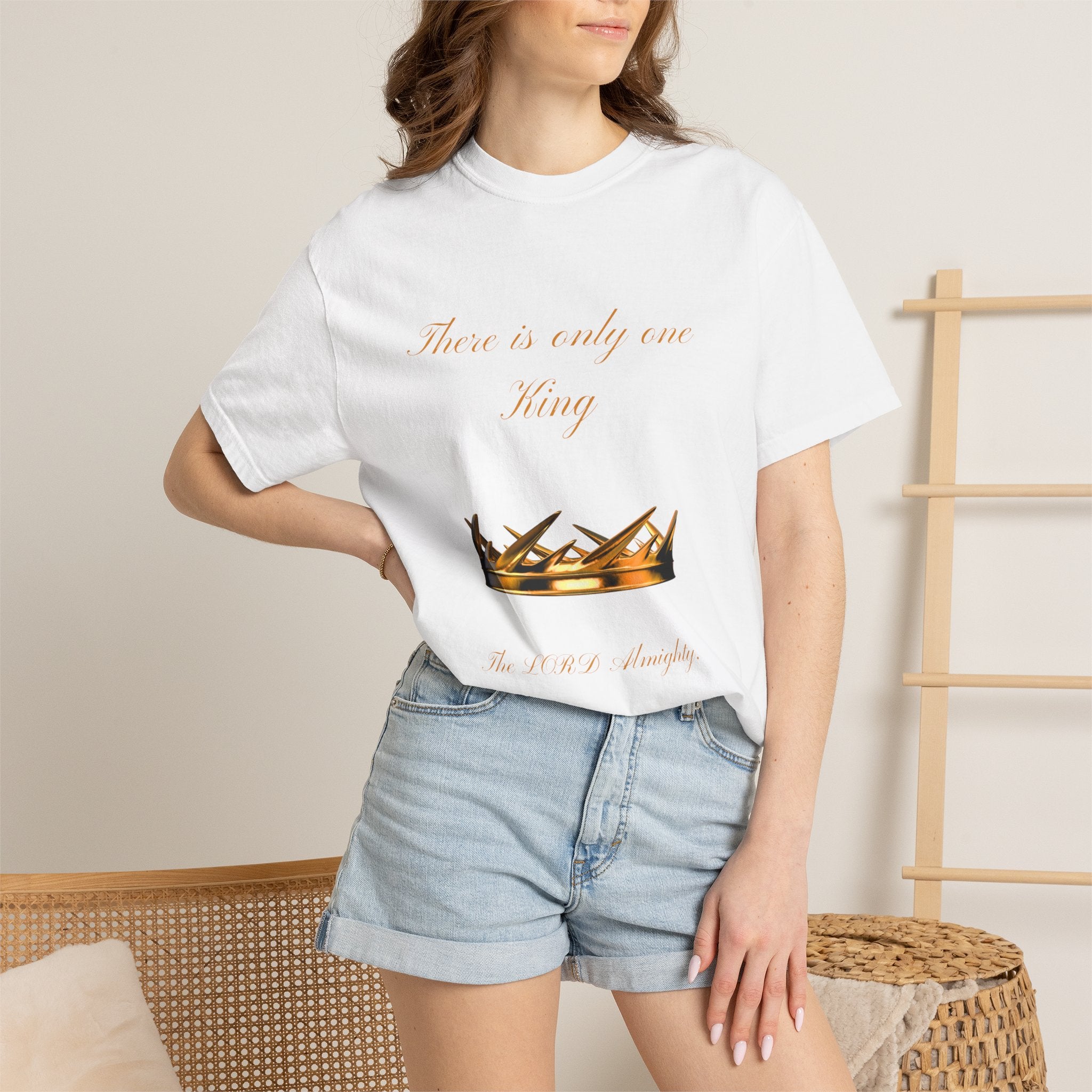 King Crown Graphic T-Shirt — "There is only one King" Casual Streetwear