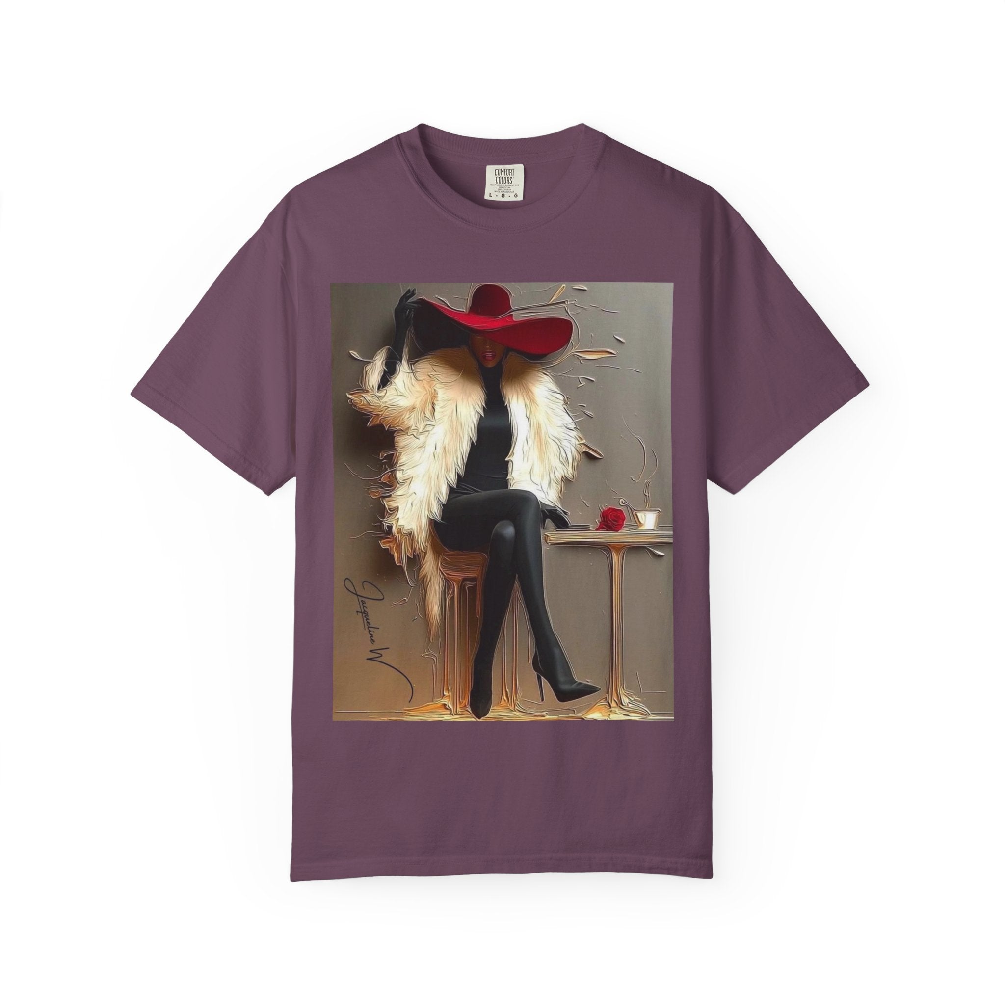 Vintage Glam Femme T-Shirt — Red Hat, Fur & Stiletto Art Tee