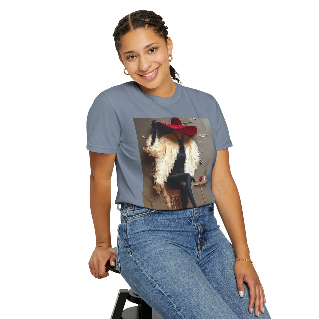 Vintage Glam Femme T-Shirt — Red Hat, Fur & Stiletto Art Tee