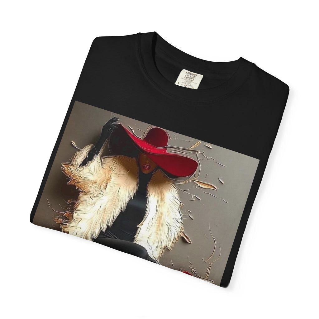Vintage Glam Femme T-Shirt — Red Hat, Fur & Stiletto Art Tee