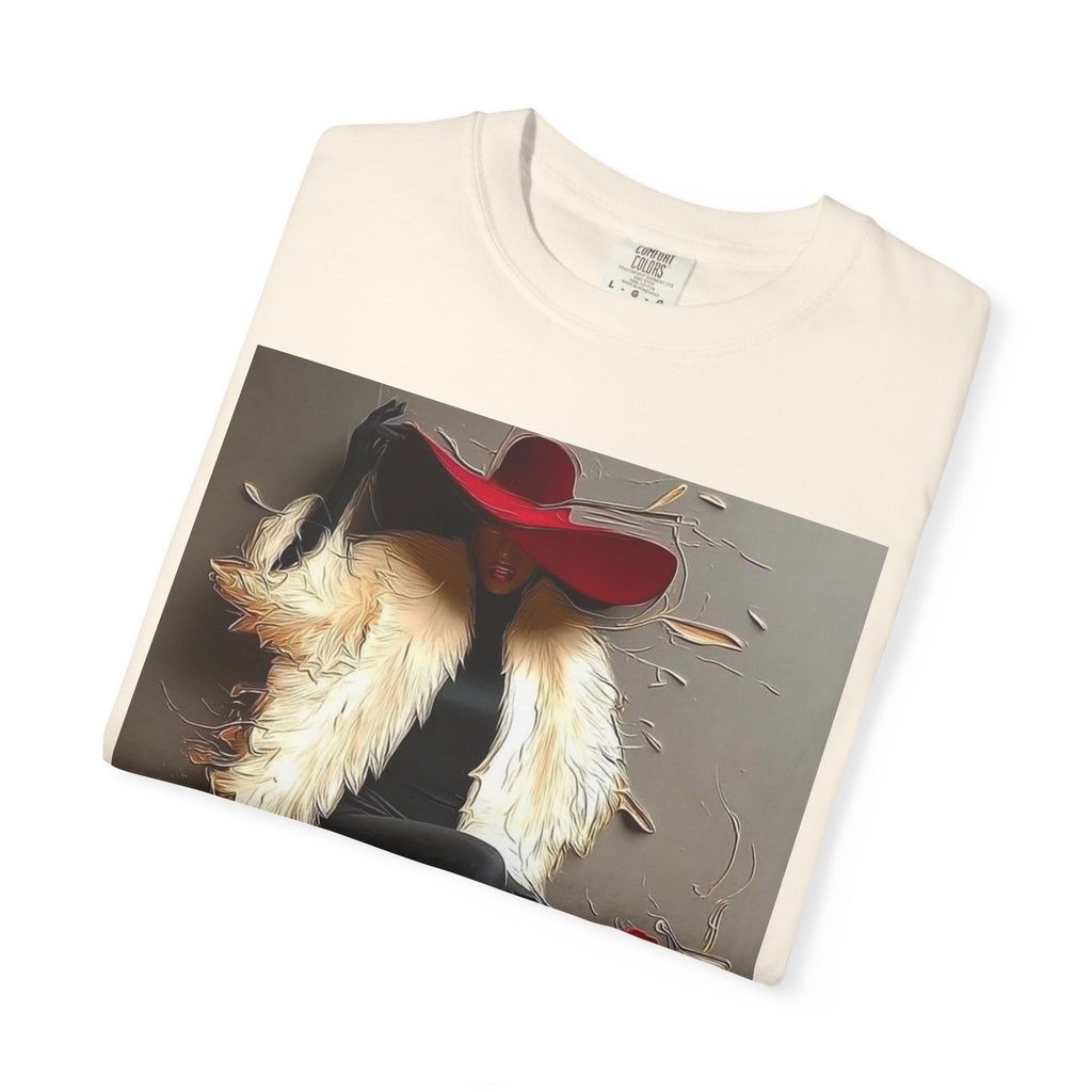 Vintage Glam Femme T-Shirt — Red Hat, Fur & Stiletto Art Tee