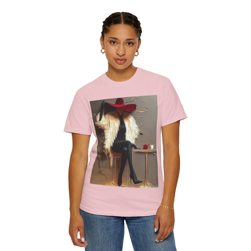 Vintage Glam Femme T-Shirt — Red Hat, Fur & Stiletto Art Tee