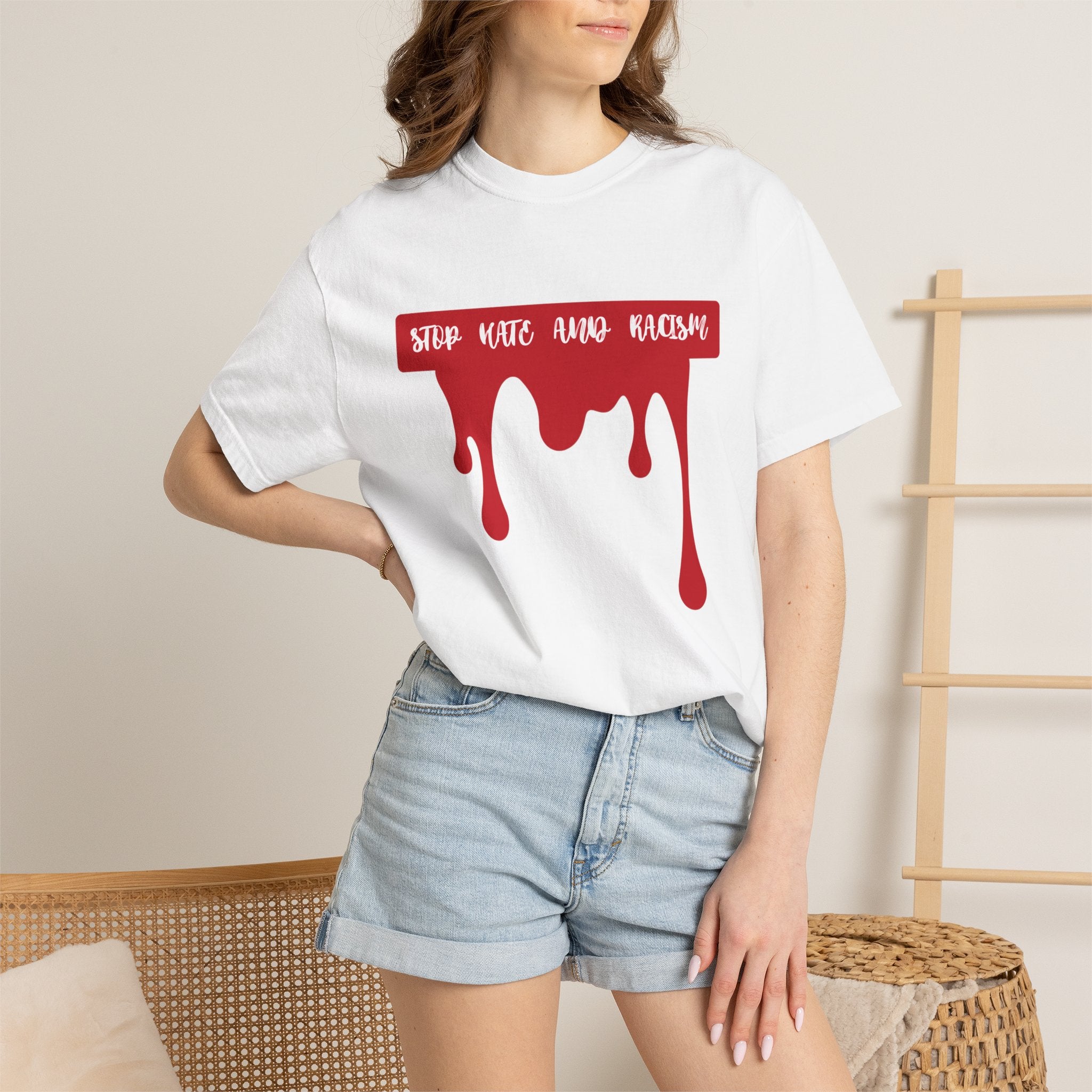 T-Shirt “Stop Hate, End Racism” Dripping Blood Graphic Tee
