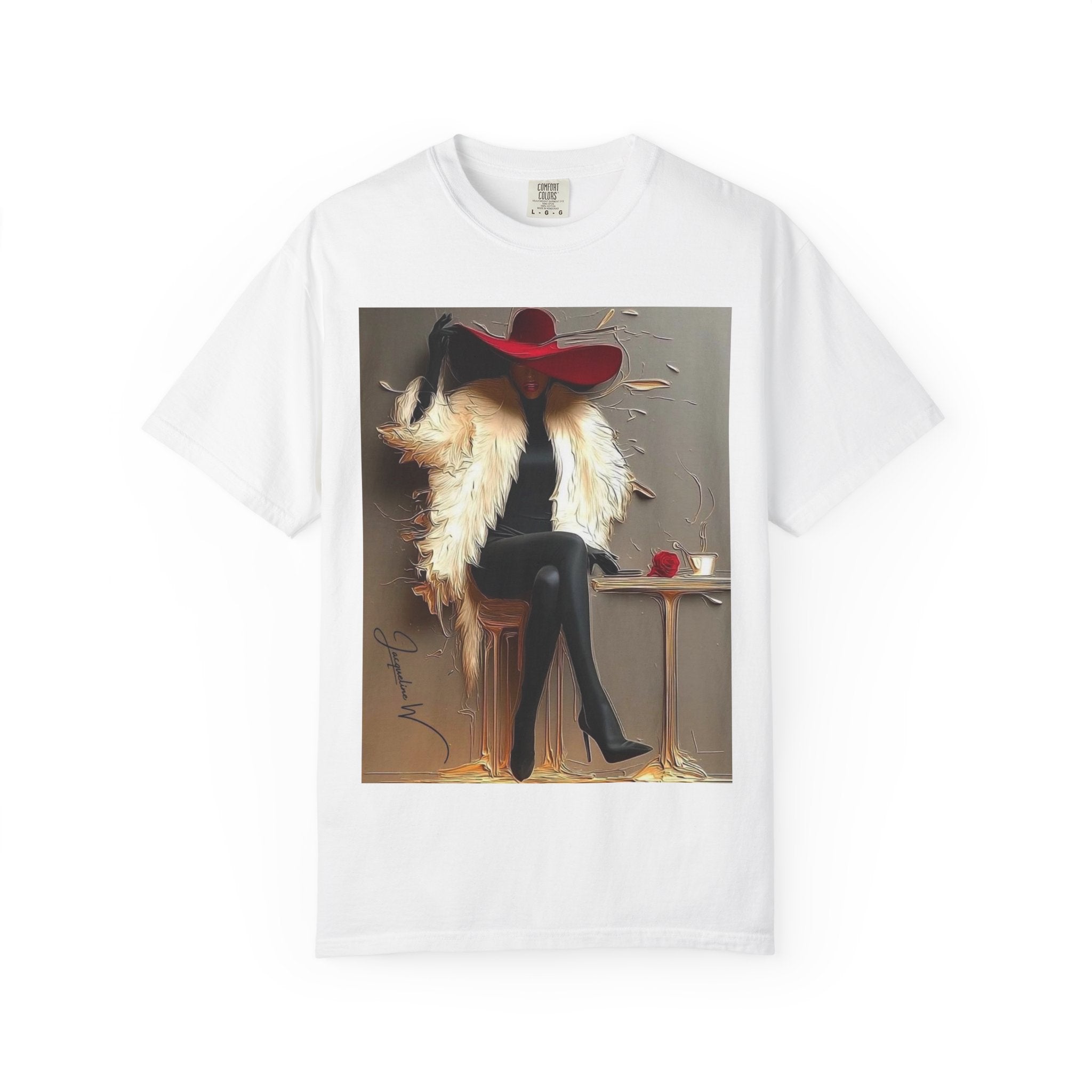 Vintage Glam Femme T-Shirt — Red Hat, Fur & Stiletto Art Tee
