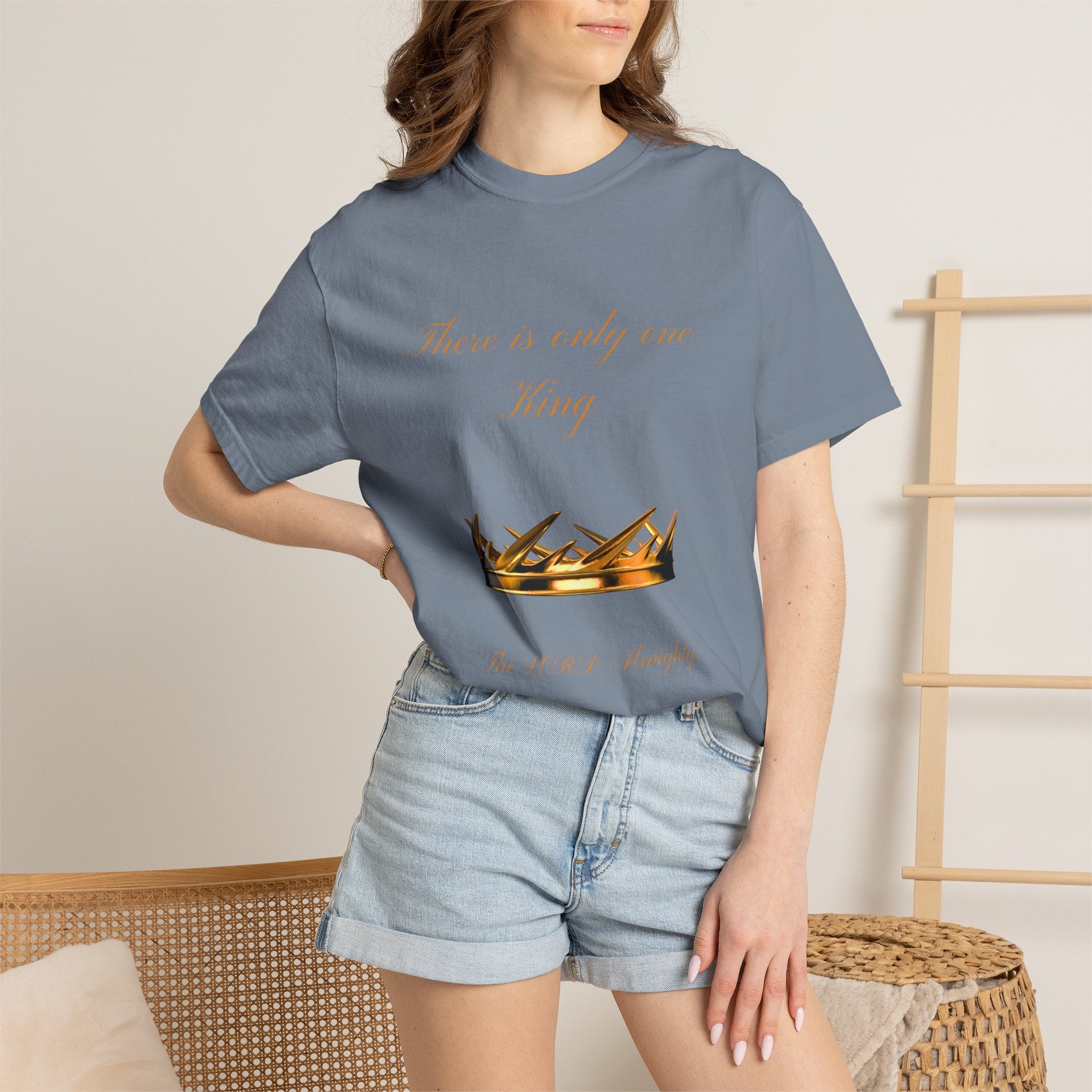 King Crown Graphic T-Shirt — "There is only one King" Casual Streetwear