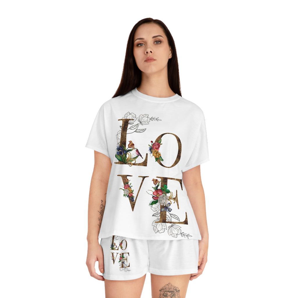 Women's Floral 'LOVE' Short Pajama Set - Cozy Romantic Sleepwear