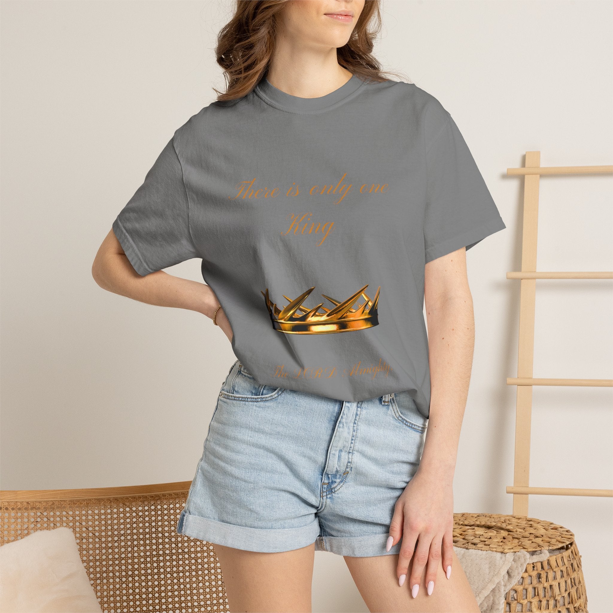 King Crown Graphic T-Shirt — "There is only one King" Casual Streetwear