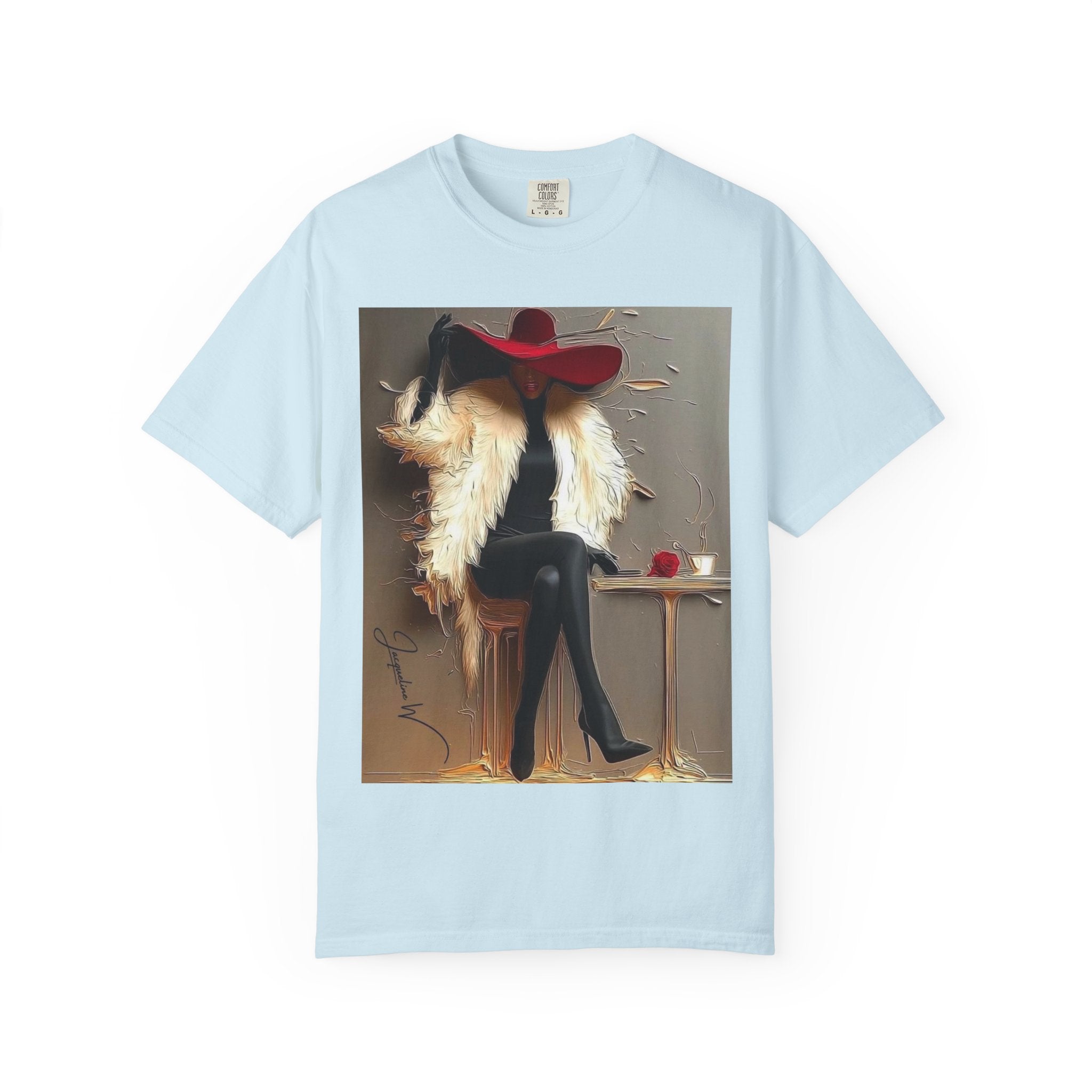 Vintage Glam Femme T-Shirt — Red Hat, Fur & Stiletto Art Tee